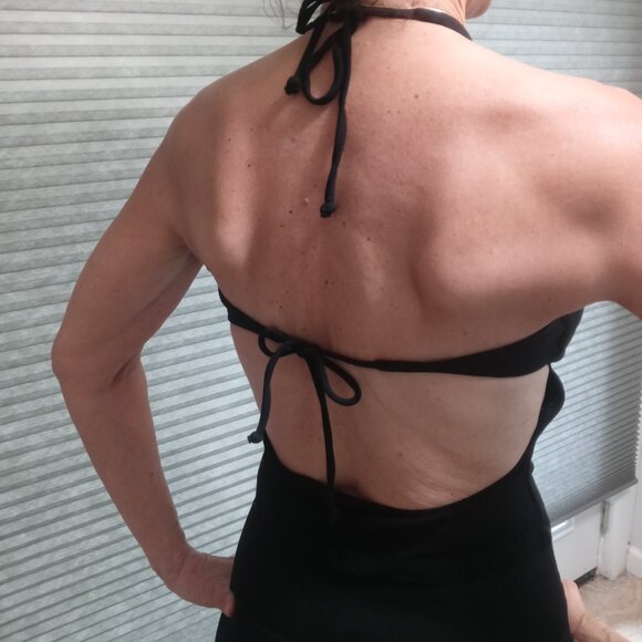 BEBE black backless halter top Y2K - Picture 3 of 4